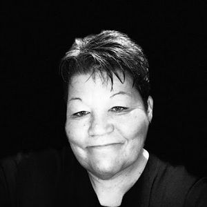 Meet your Posher, Eva